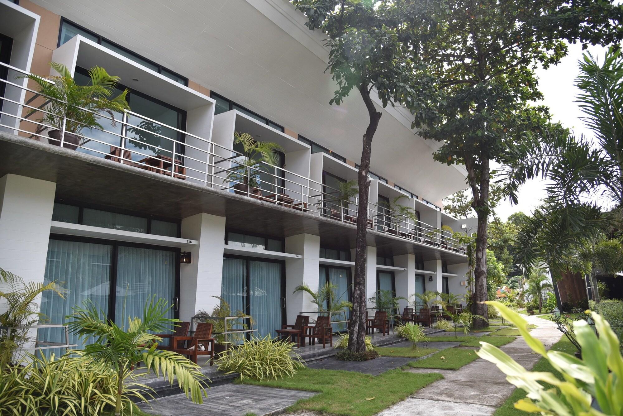 Bundhaya Resort Koh Lipe Exterior photo