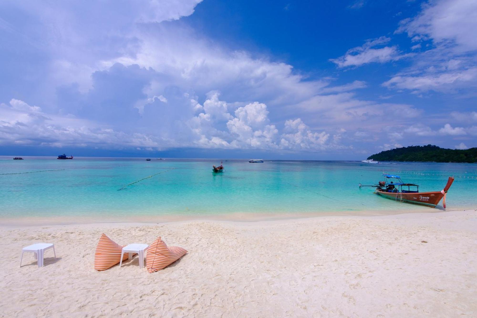 Bundhaya Resort Koh Lipe Exterior photo